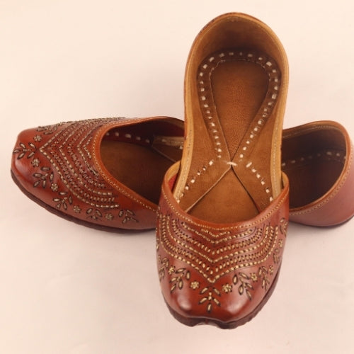 Punjabi Jutti for Women – Handmade Leather Khussa | Traditional Ethnic Footwear