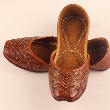 Punjabi Jutti for Women – Handmade Leather Khussa | Traditional Ethnic Footwear