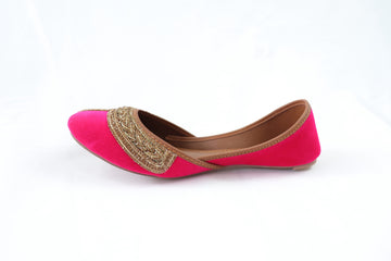 Pink and Gold Chain Power Khussas/Juttis