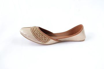 Gold Chain Power Khussas/Juttis